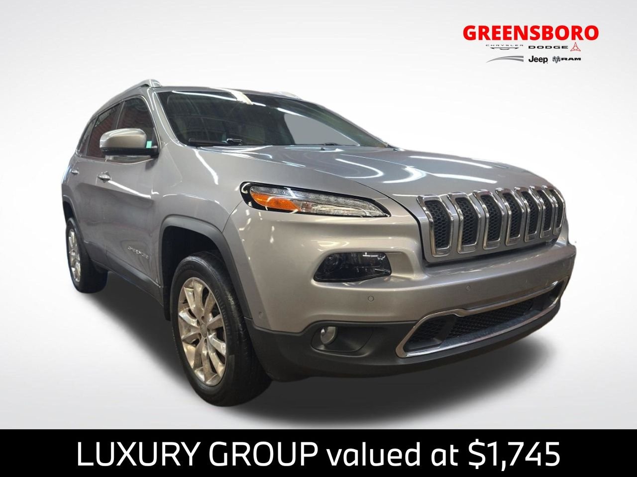 Used 2015 Silver Jeep Limited image 1