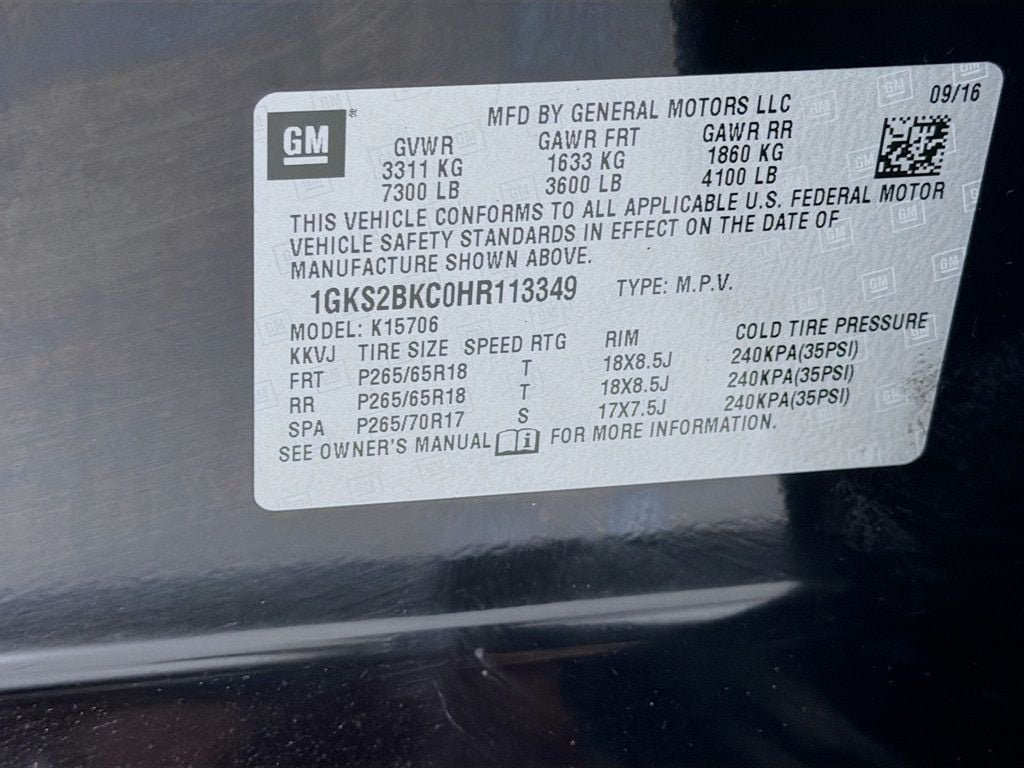 Used 2017 Onyx Black GMC 4WD 4dr SLT image 38
