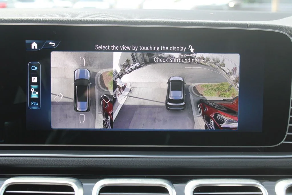 Certified Used 2025 Obsidian Black Metallic Mercedes-Benz GLS 580 image 29