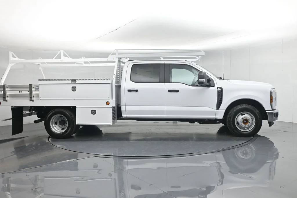 New 2026 Oxford White Ford XL image 39
