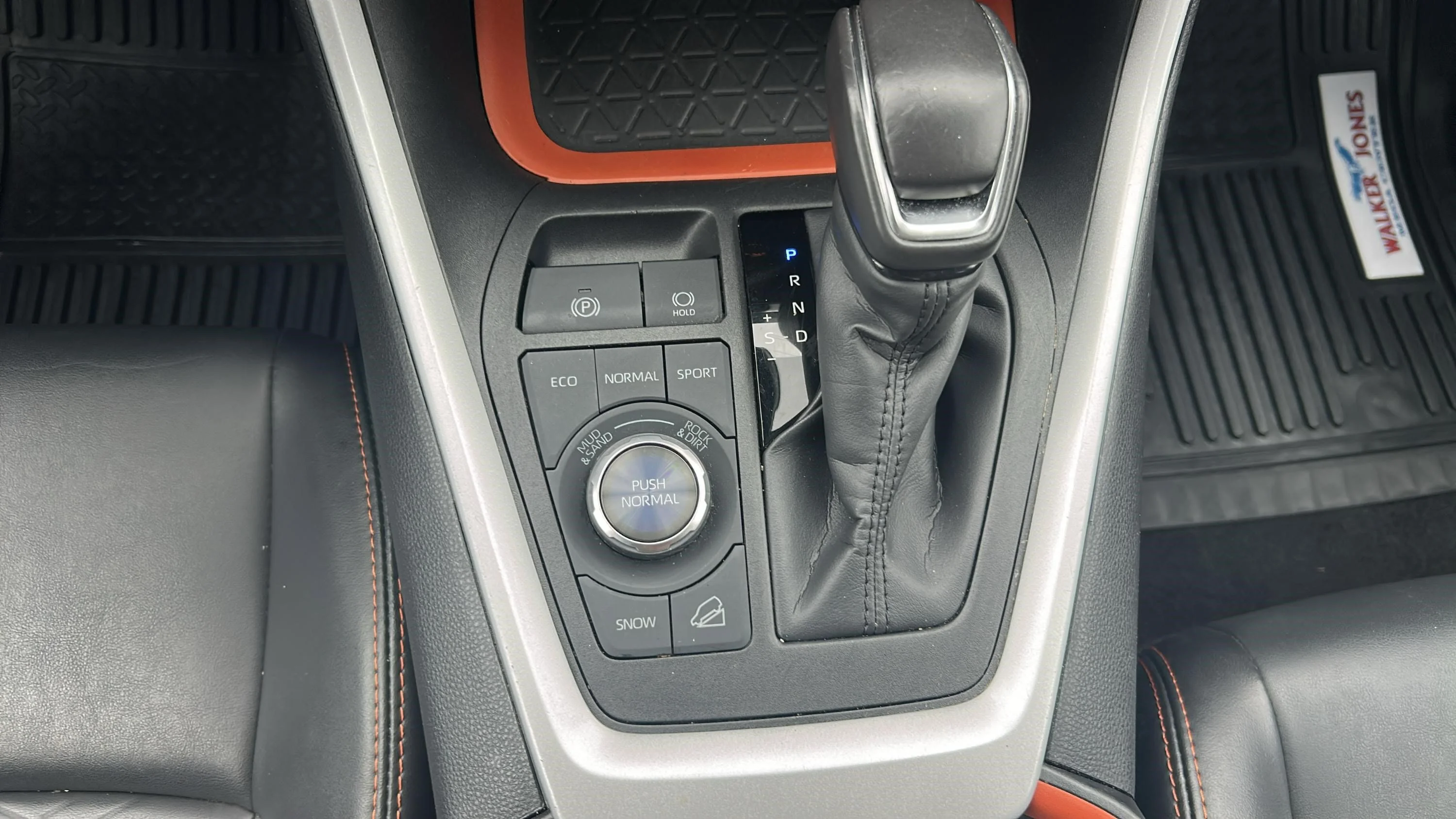 2024 Toyota RAV4 Adventure - Photo 16