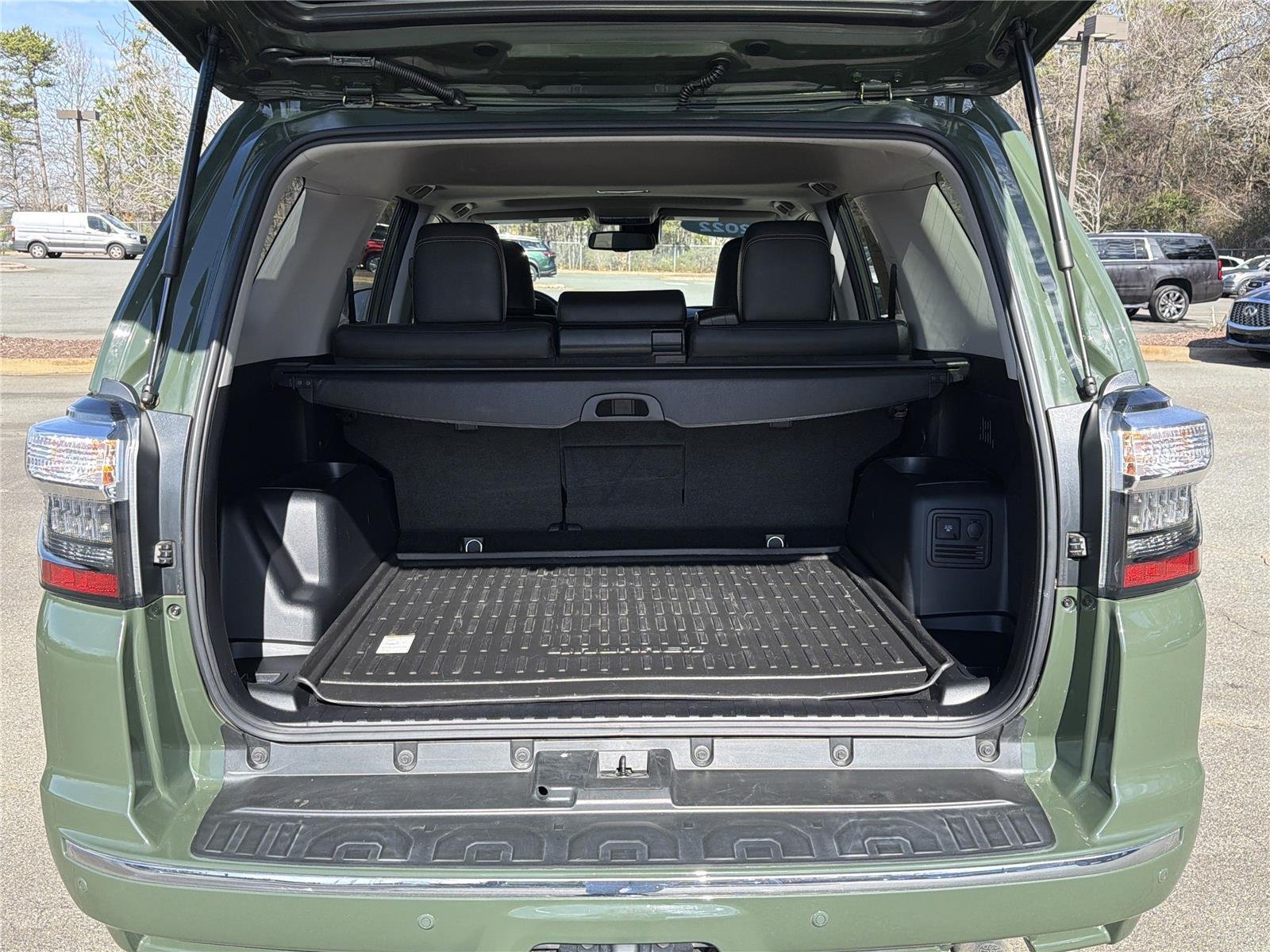 2022 Toyota 4Runner Limited - Photo 29