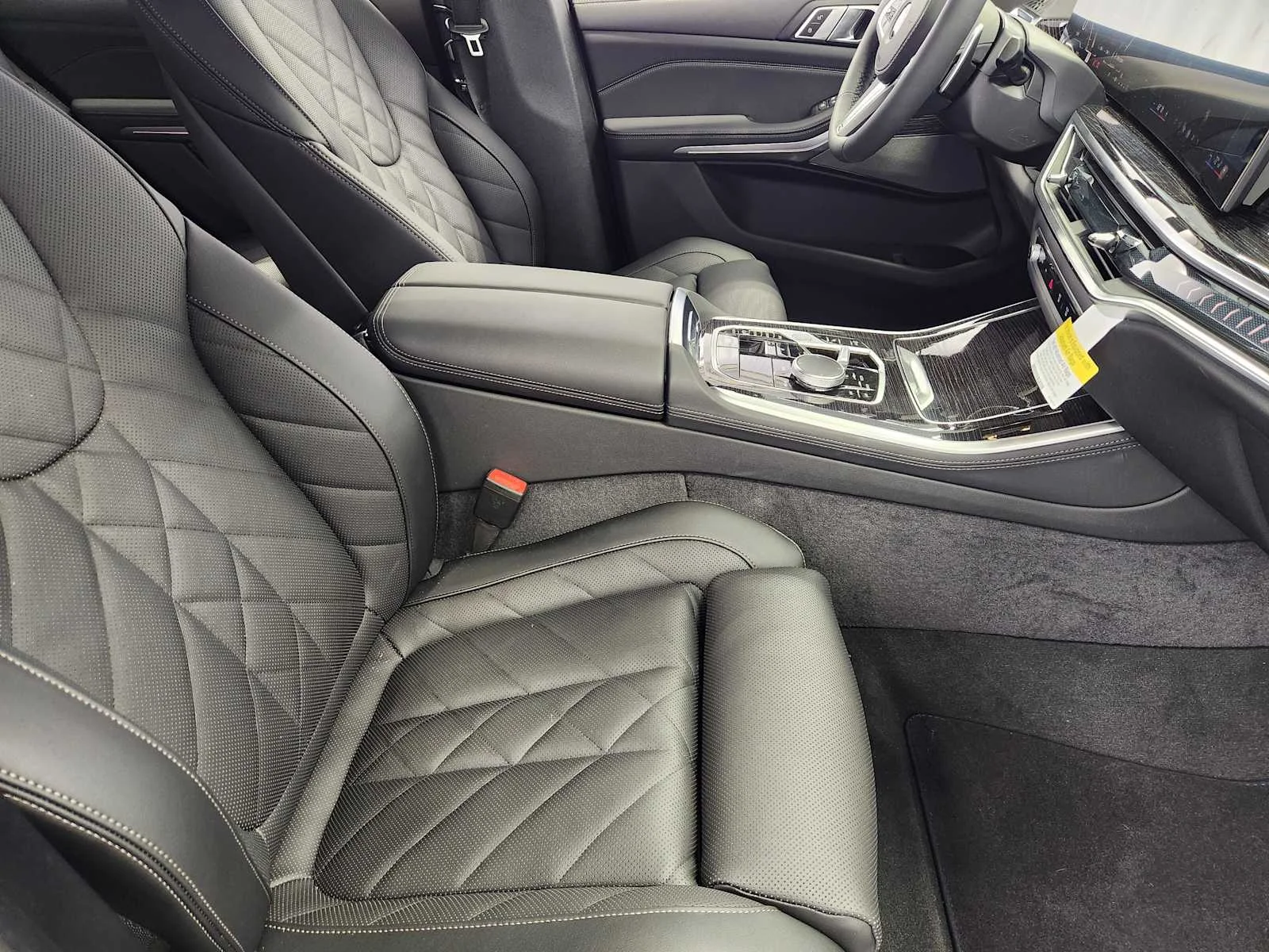 Certified Used 2026 Carbon Black Metallic BMW xDrive40i image 10