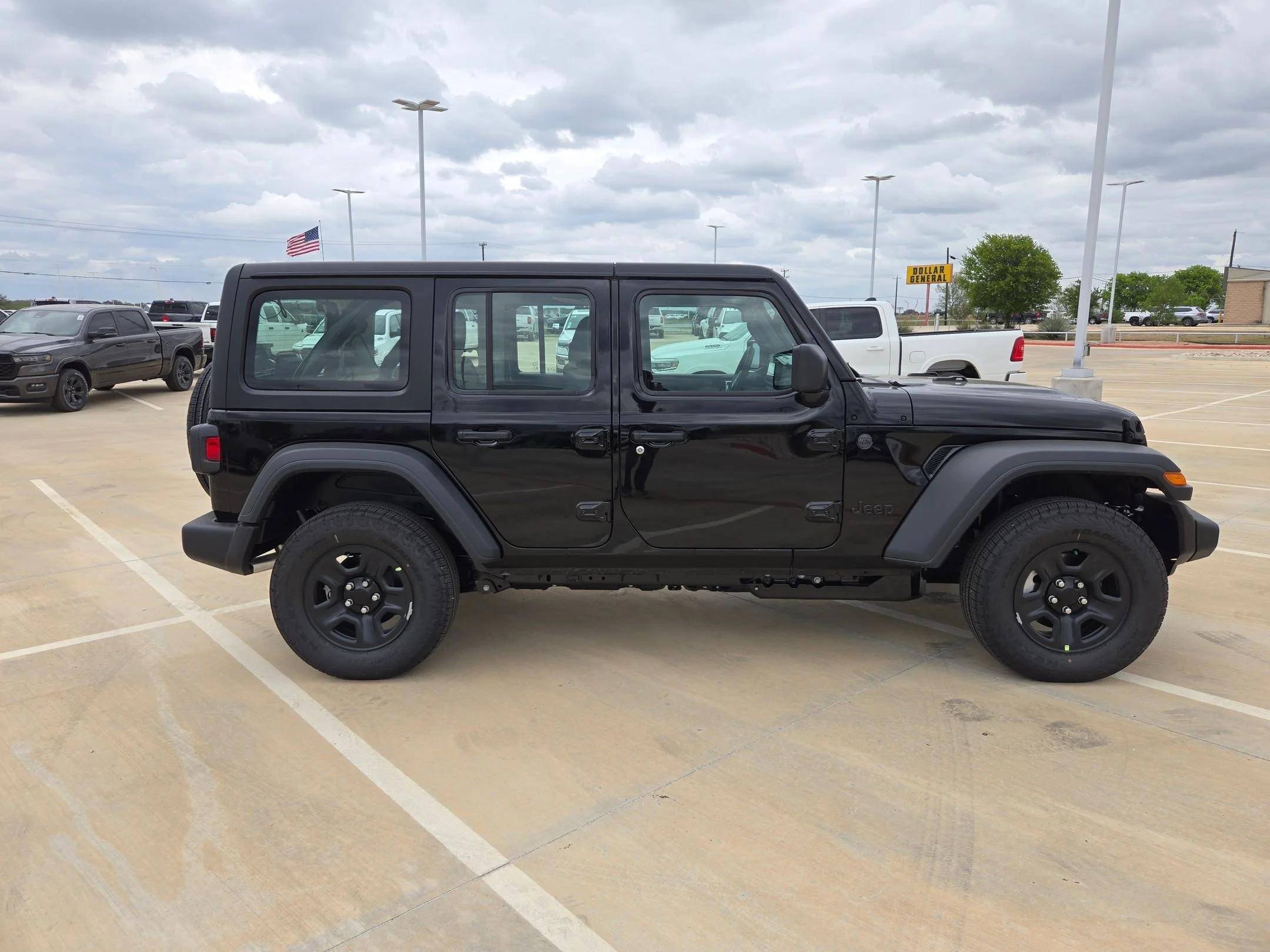New 2026 Black Clear-Coat Exterior Paint Jeep Sport image 2