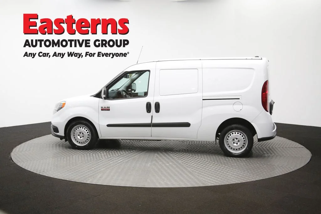 Used 2022 White Ram Base image 62
