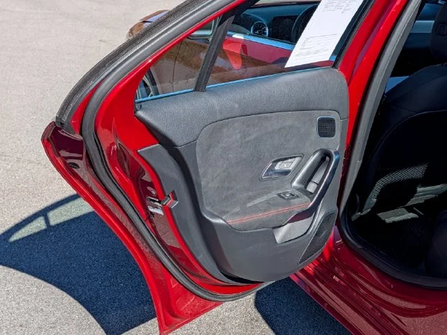 Used 2021  Mercedes-Benz A 220 image 19