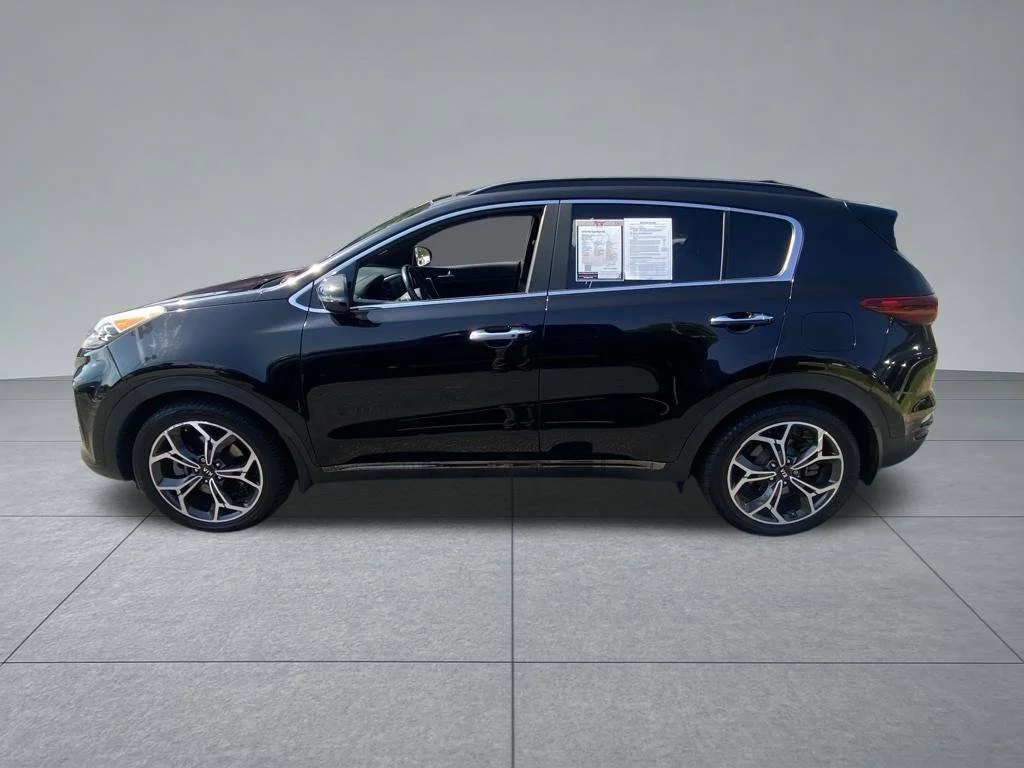 Used 2020 Red Kia SX image 3