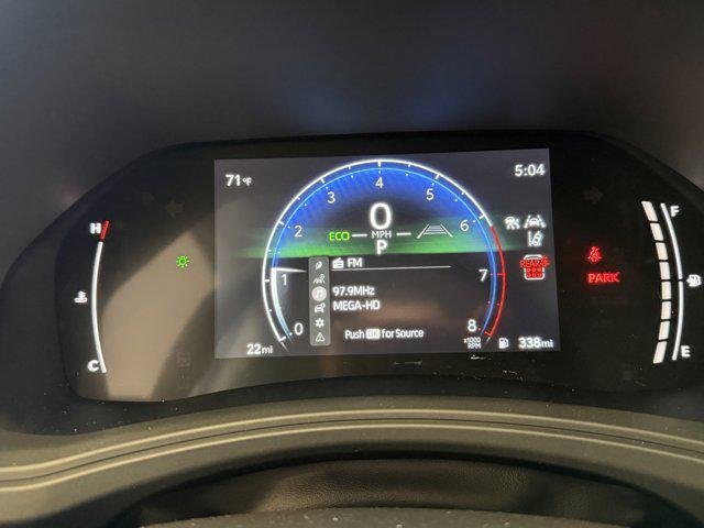 Certified Used 2026 WIND CHILL PEARL Toyota  image 32