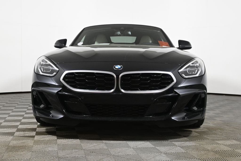 New 2026 Black Sapphire Metallic BMW sDrive30i image 11