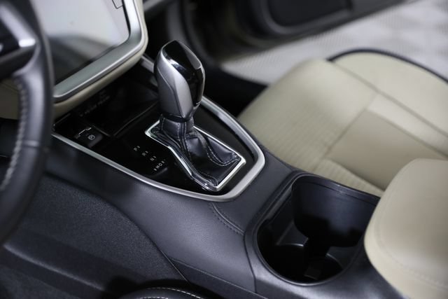 2025 Subaru Outback Premium - Photo 14