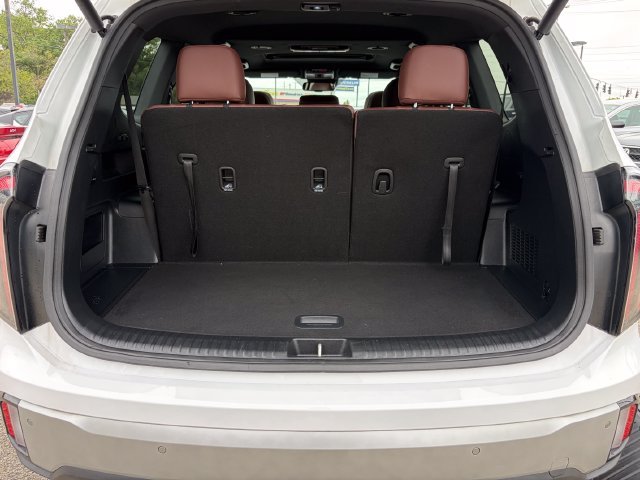 Certified Used 2024 White Pearl Kia EX image 12