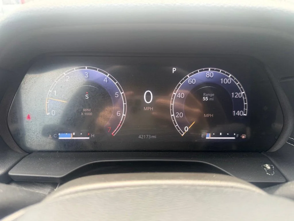Used 2023 White Jeep Limited image 18
