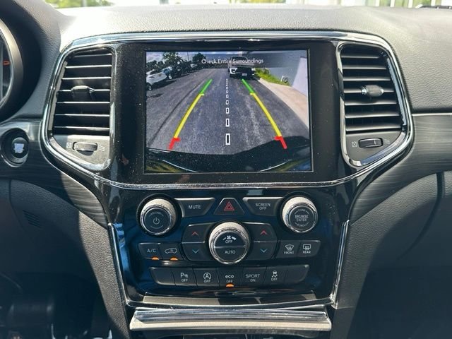 Used 2022 Black Jeep Laredo X image 36
