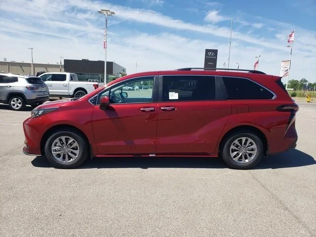 New 2026 Ruby Flare Pearl Toyota XLE image 20