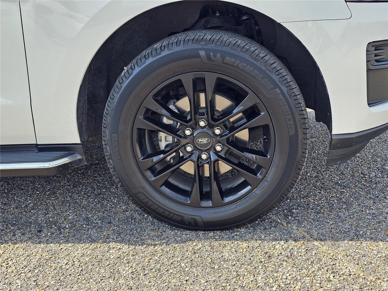 2022 Ford Expedition XLT - Photo 6