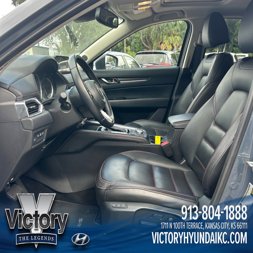 Used 2025 Gray Mazda 2.5 S Carbon Edition image 9