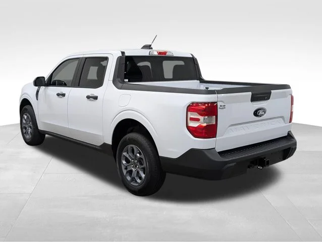 New 2026 Oxford White Ford XLT image 53