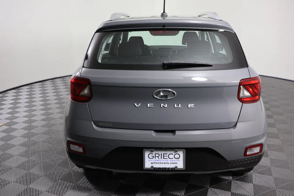 Used 2023 Galactic Gray Hyundai SEL image 7