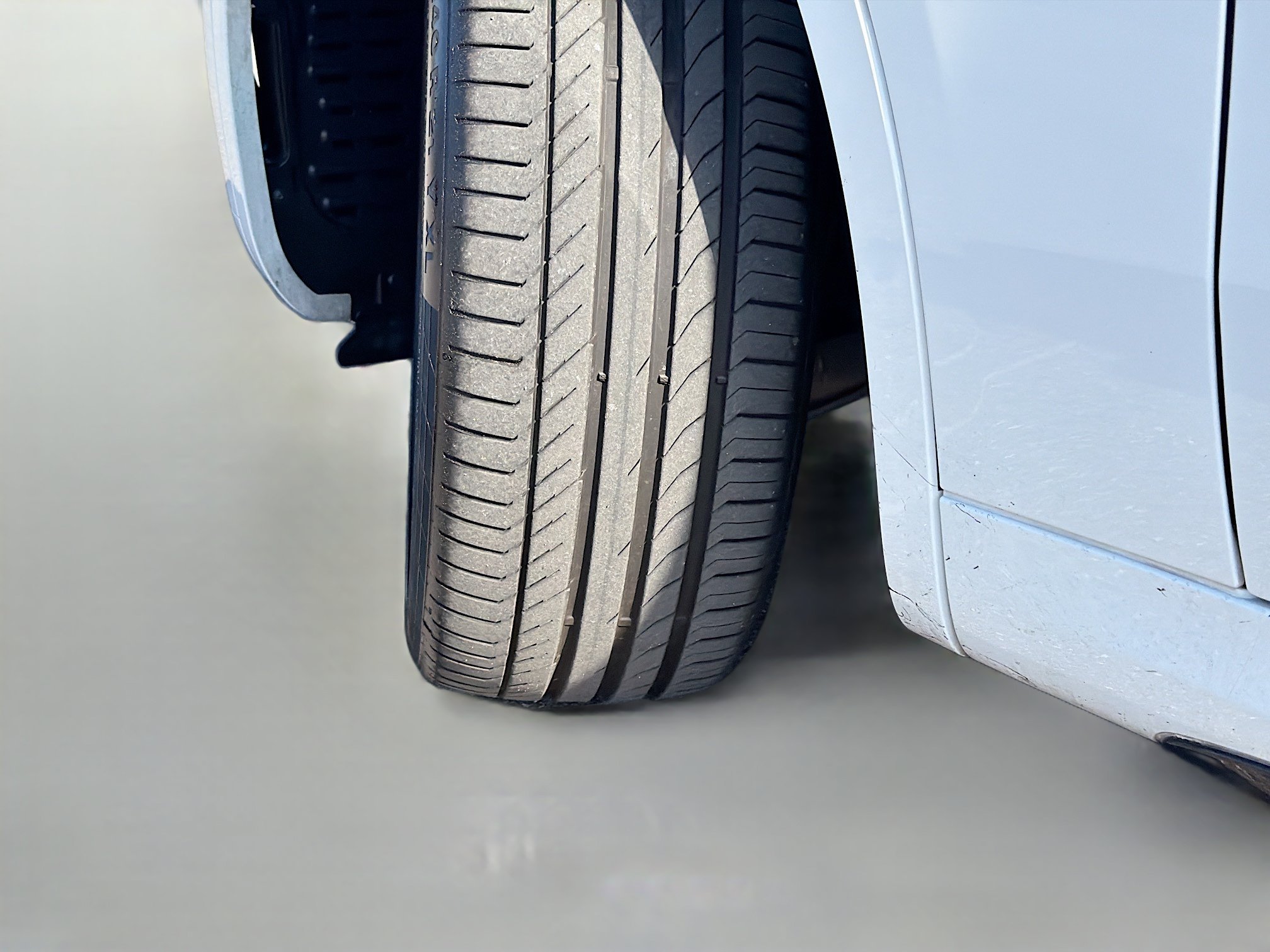 Used 2023 Bianco Maserati Modena image 44