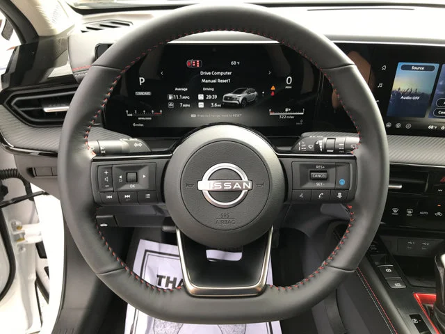 New 2027 Aspen White Tricoat/Super Black Nissan SR image 13