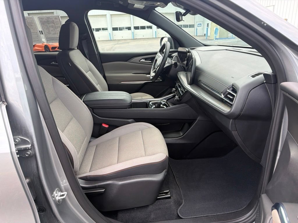 Used 2026 Sterling Gray Metallic Chevrolet LT image 10
