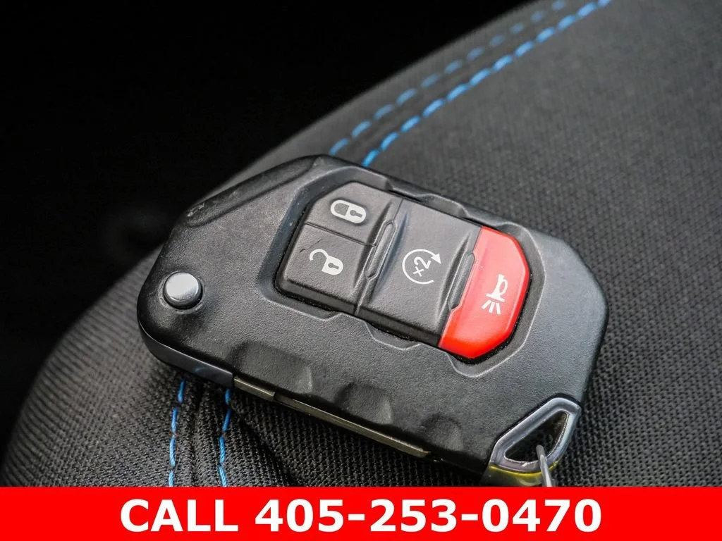 Used 2023 Silver Jeep Rubicon 4x4 image 46