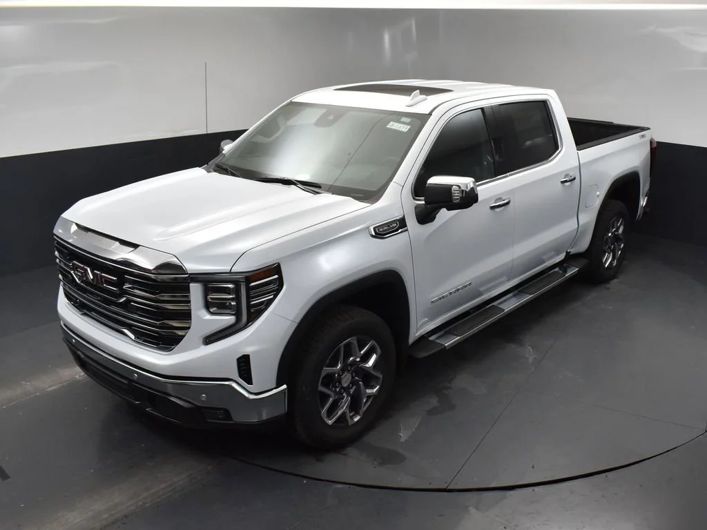 New 2026 Glacier White Tricoat GMC SLT image 45