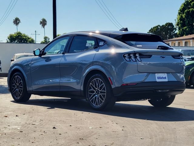 New 2026 Glacier Gray Metallic Tri-coat Ford Premium image 2