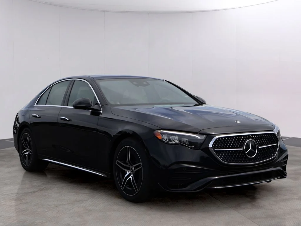 New 2026 Obsidian Black Metallic Mercedes-Benz E 350 image 3