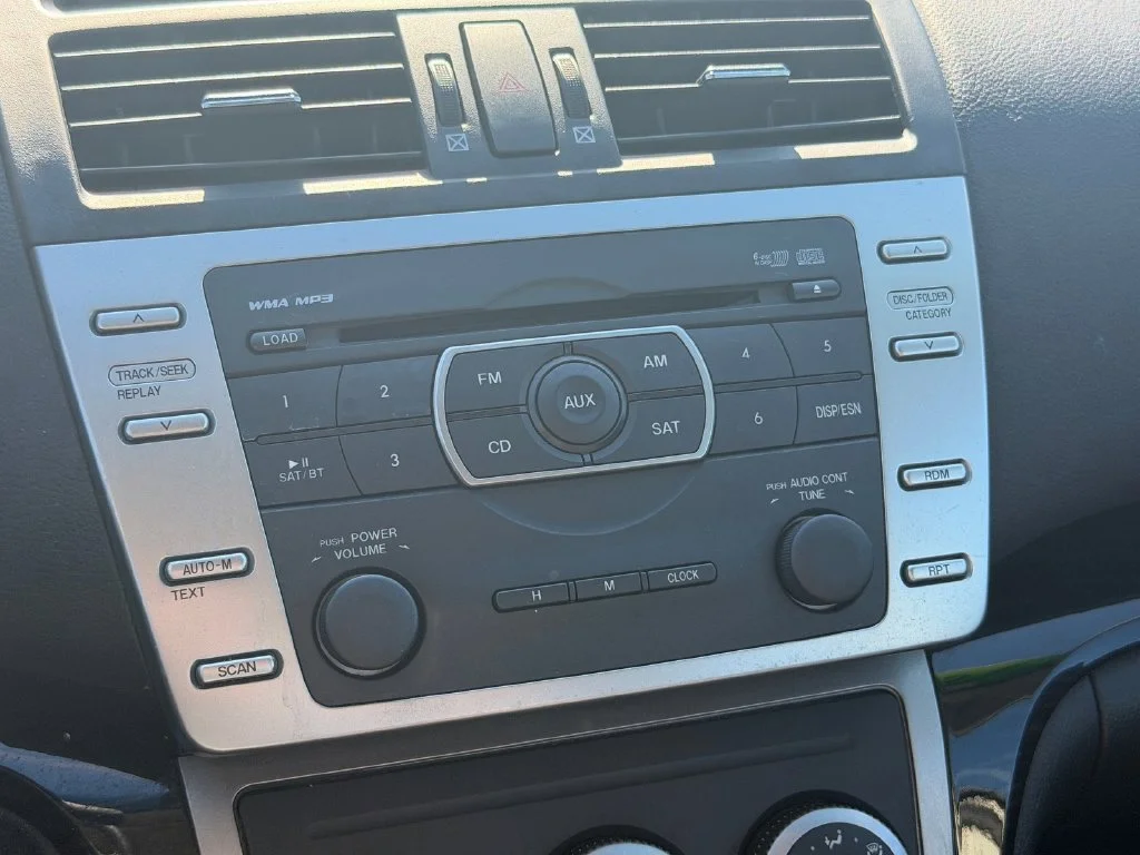 Used 2011 Gray Mazda i Touring Plus image 22