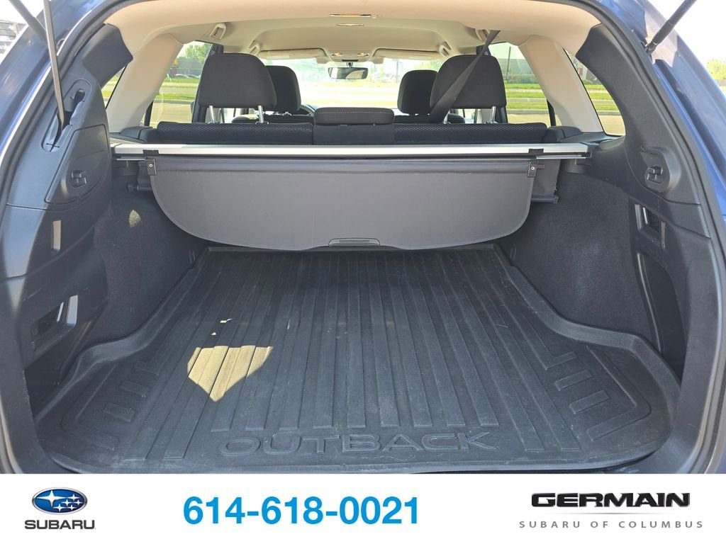 Used 2018 Blue Subaru 2.5i Premium image 21