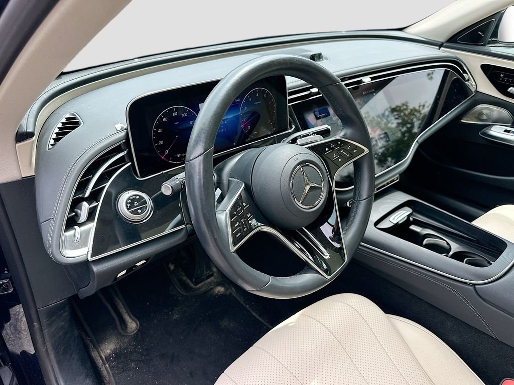 Certified Used 2025  Mercedes-Benz E 450 image 9