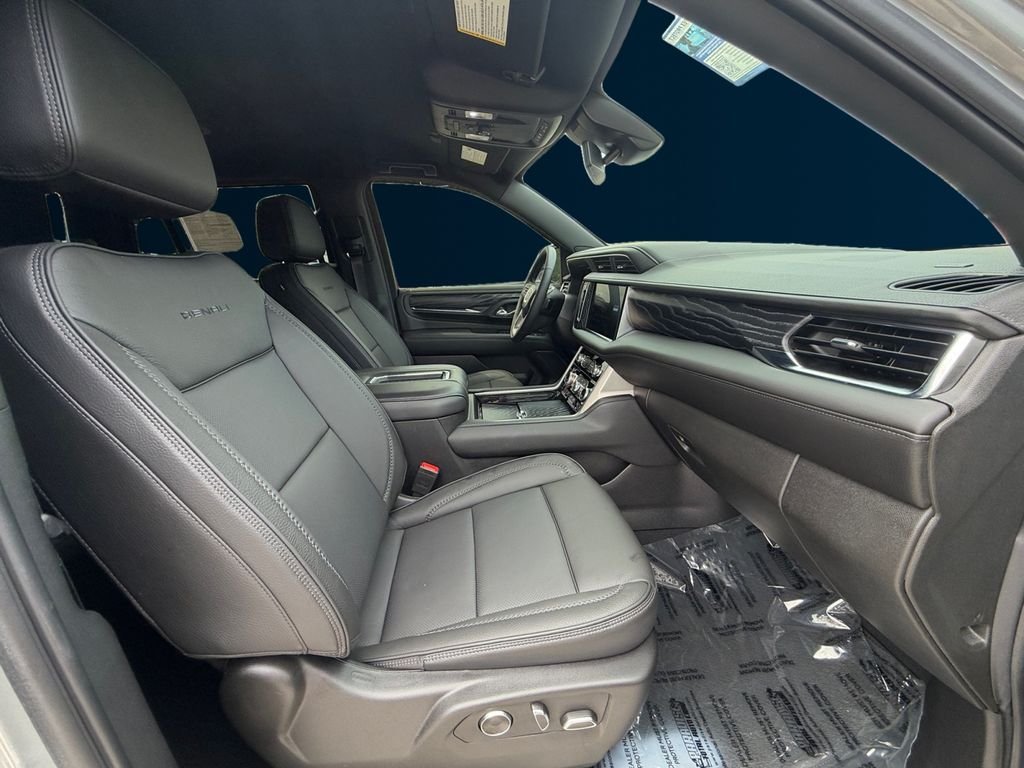 Used 2024 Silver GMC Denali image 17