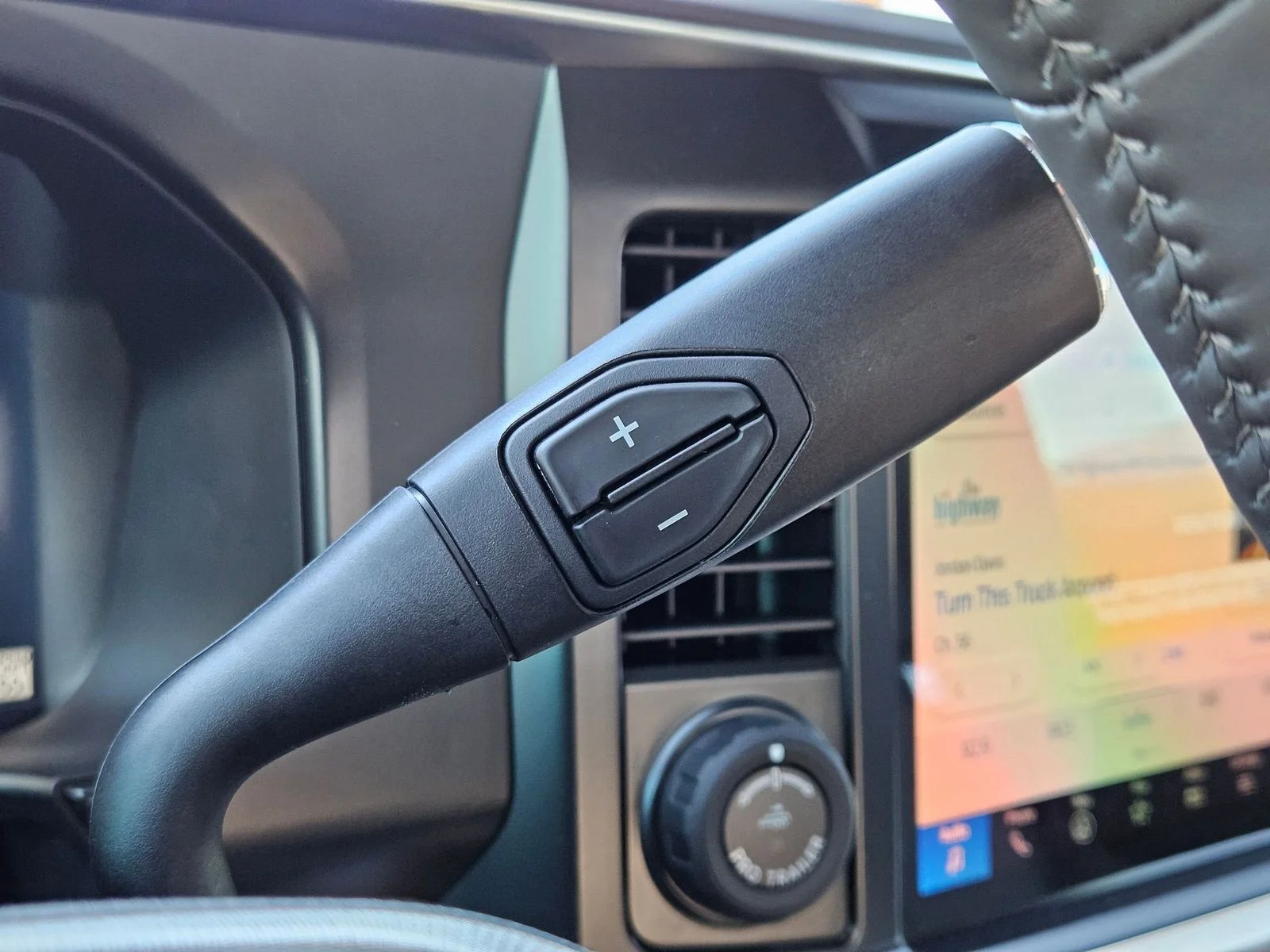 New 2026 Agate Black Metallic Ford F-350® Platinum® image 15