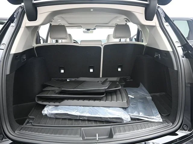 New 2026 Majestic Black Pearl Acura Technology Package image 15
