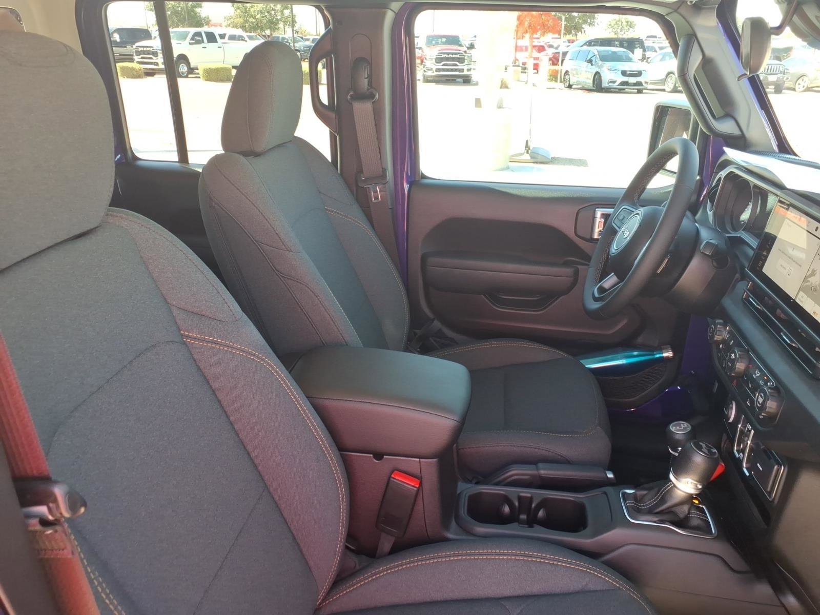 New 2026 Reign Exterior Paint Jeep Sport S image 7