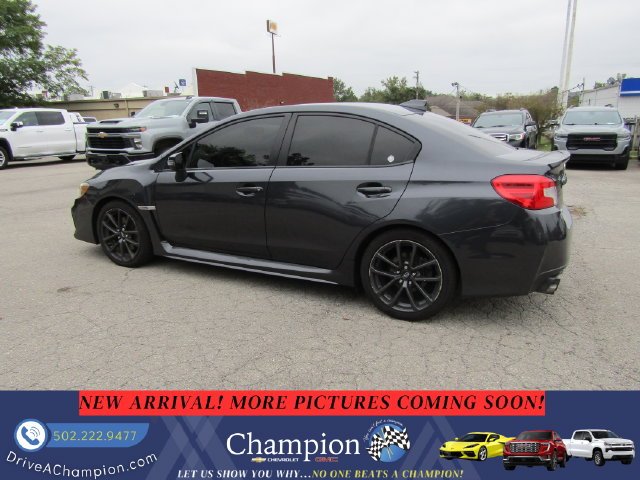 Used 2018 Gray Subaru Limited image 6
