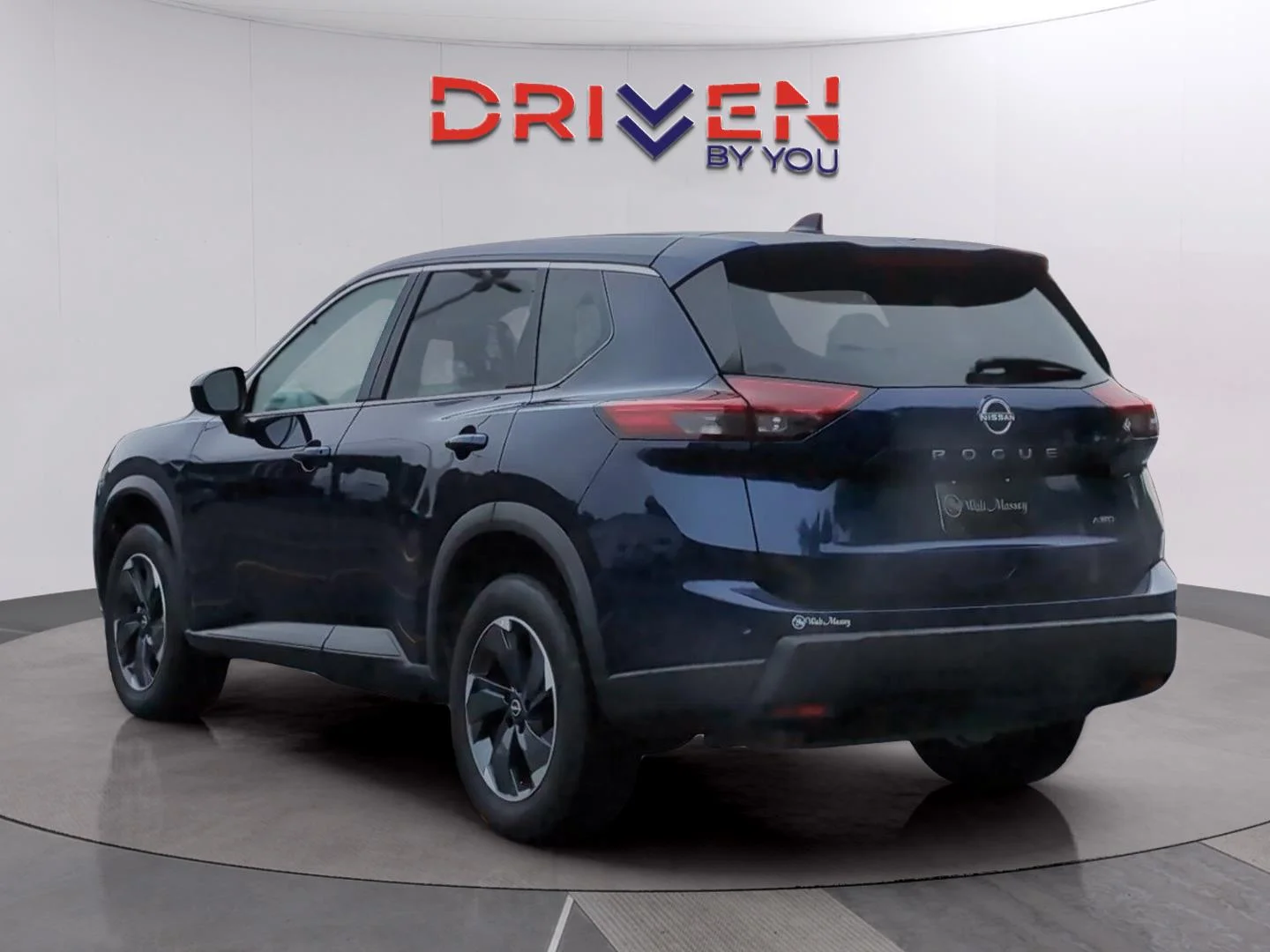 Used 2025 Deep Ocean Blue Pearl Nissan SV image 3