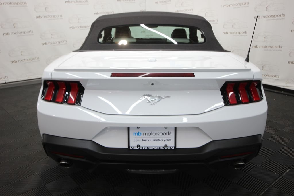 Used 2024 White Ford EcoBoost Premium image 5