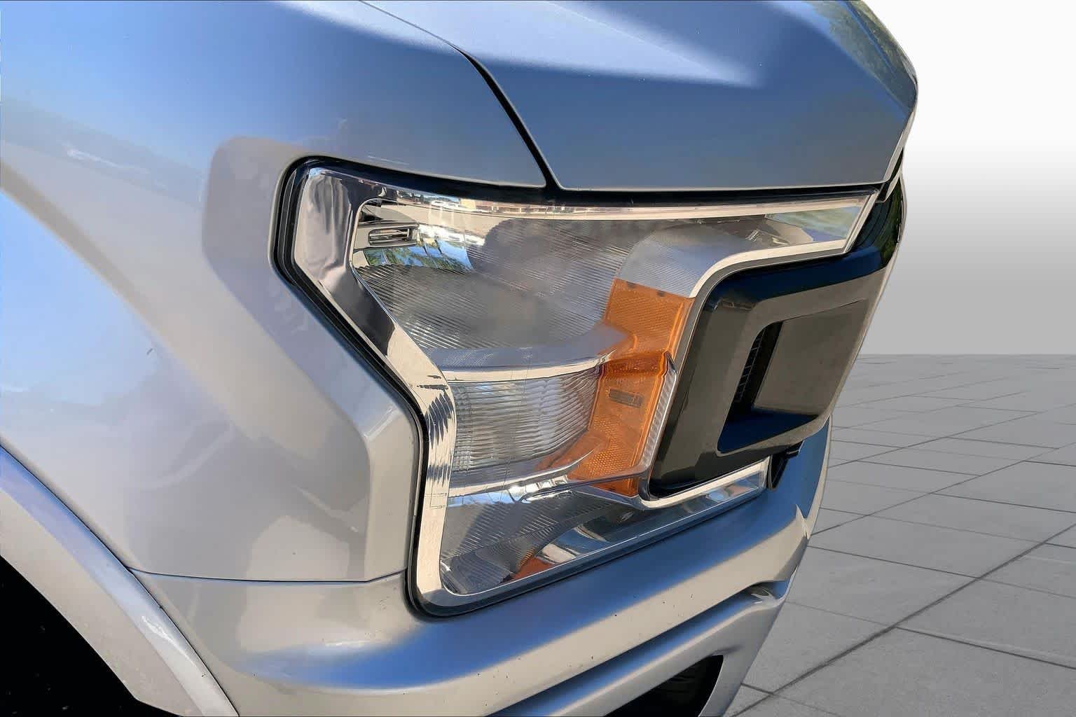 Used 2018 Ingot Silver Metallic Ford XLT image 28