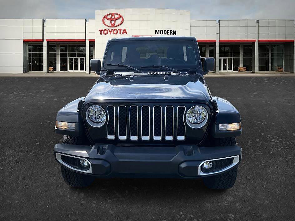 Used 2022 Black Clearcoat Jeep Unlimited Sahara image 2