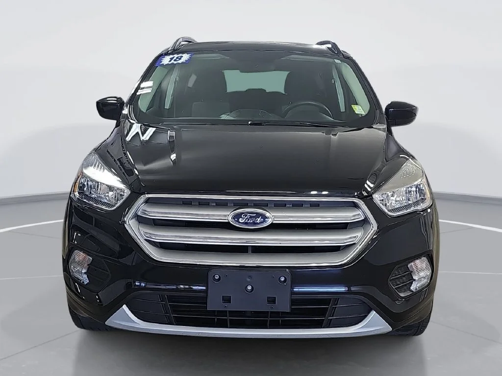 Used 2018 Black Ford SE image 10