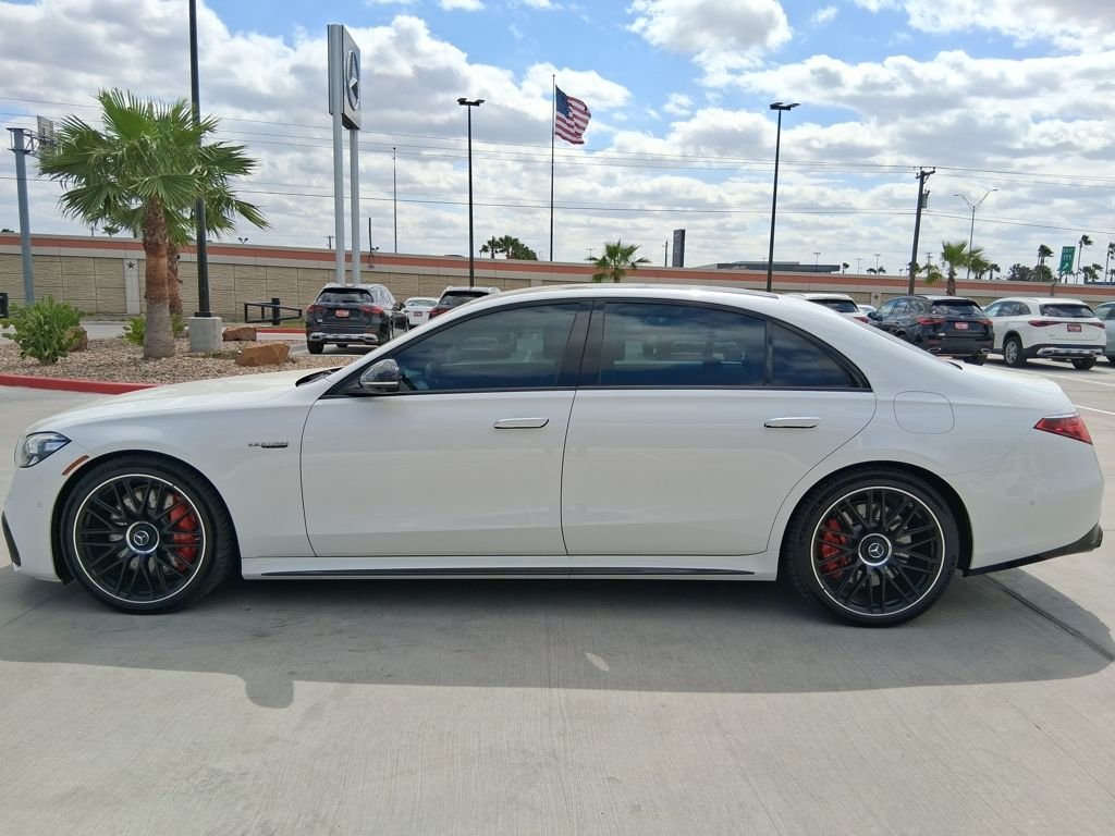 2025 Mercedes-Benz S-Class S 63 - Photo 6