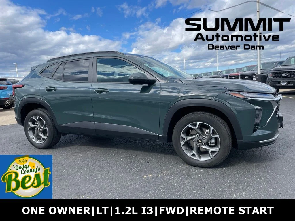 2025 Chevrolet Trax LT's photo