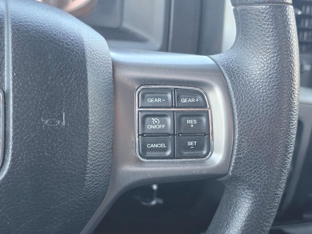 Certified Used 2024 White Ram Warlock image 33