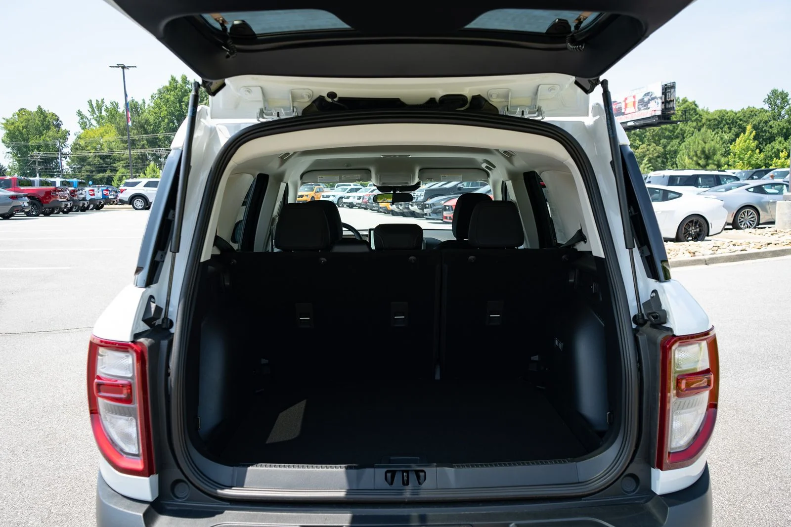 New 2026 Oxford White Ford Big Bend® image 9