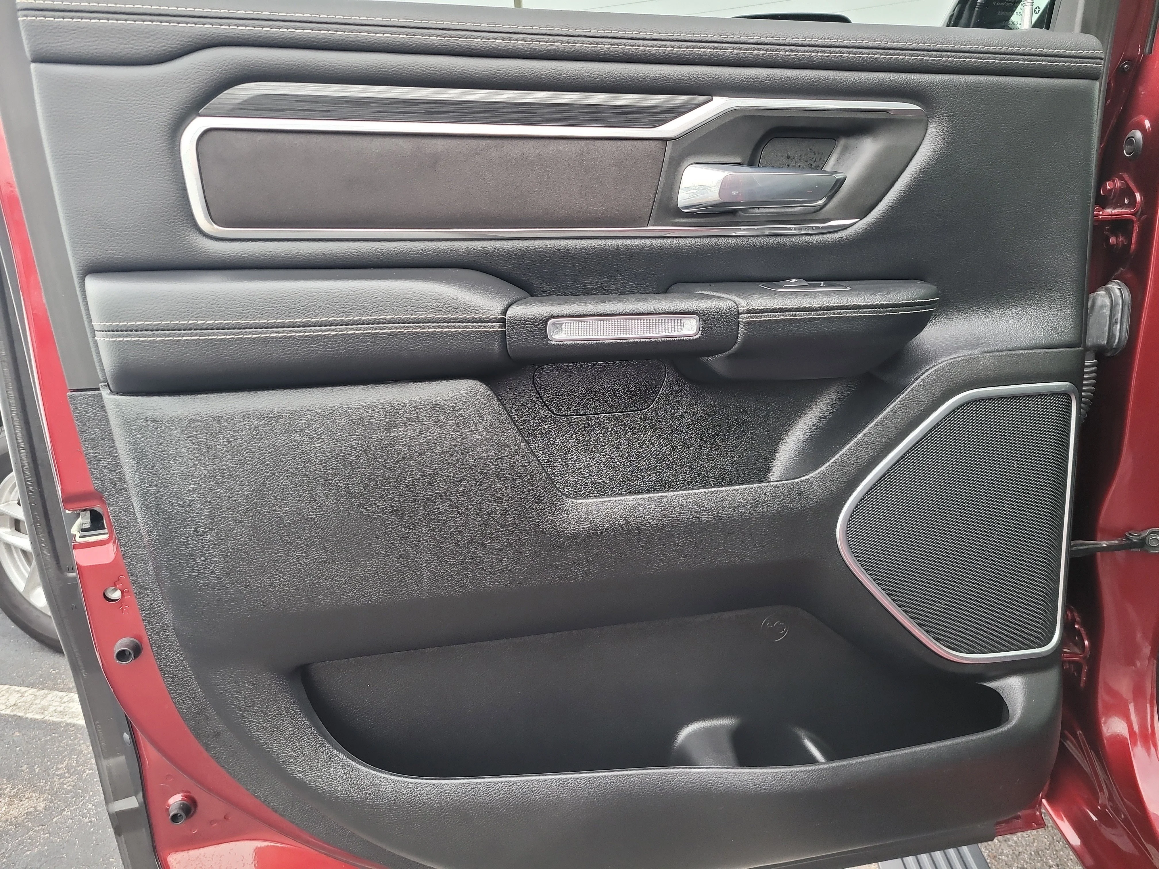 Used 2023 Delmonico Red Pearlcoat Ram Laramie image 11