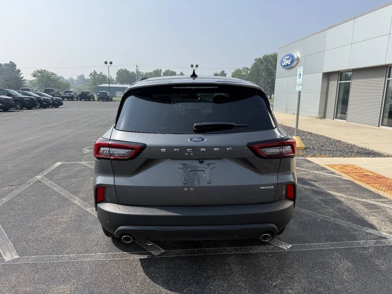 New 2026 Carbonized Gray Metallic Ford ST-Line image 4