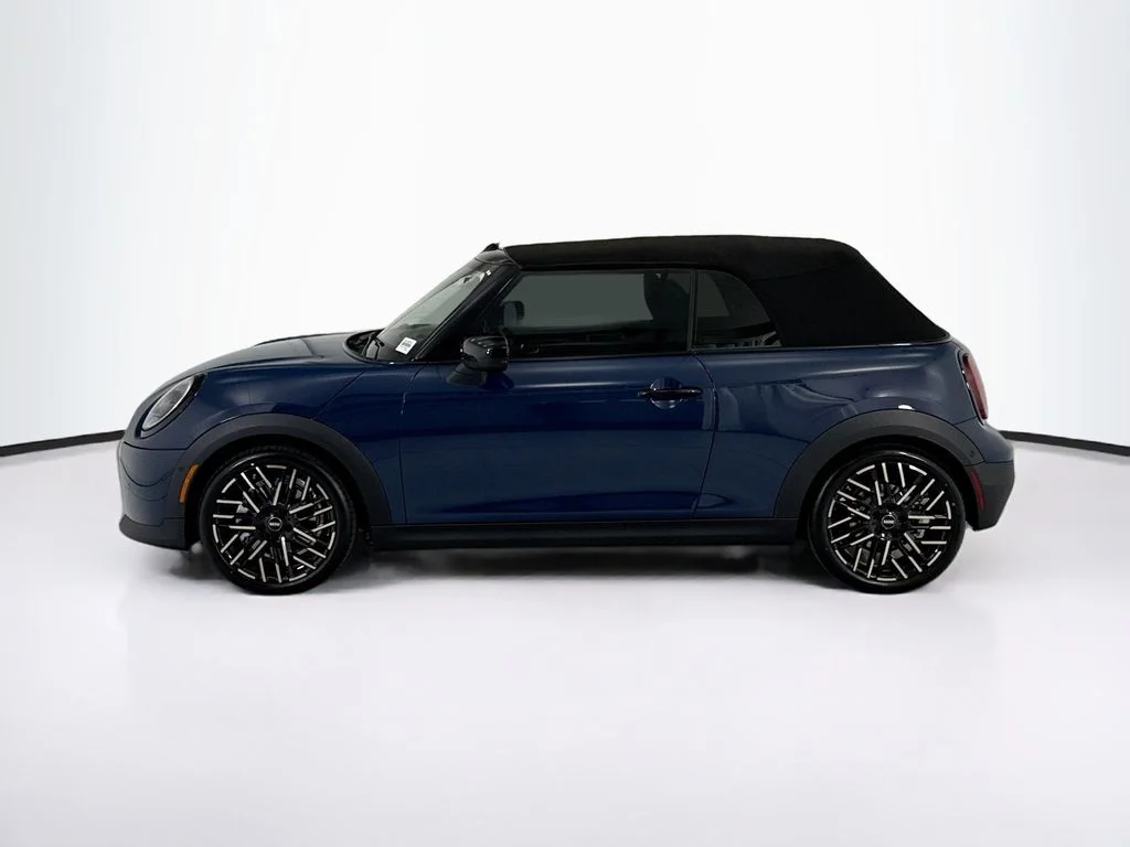 New 2026 Indigo Sunset Blue Metallic MINI Signature Plus image 16