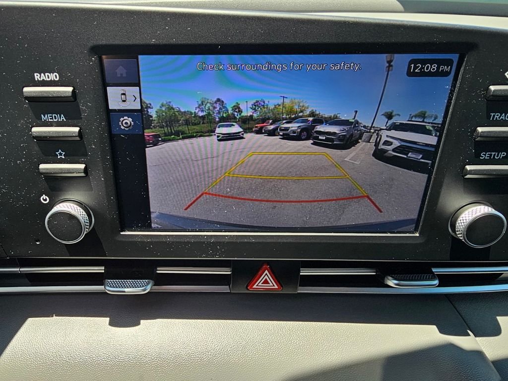 2025 Hyundai Elantra SE - Photo 32